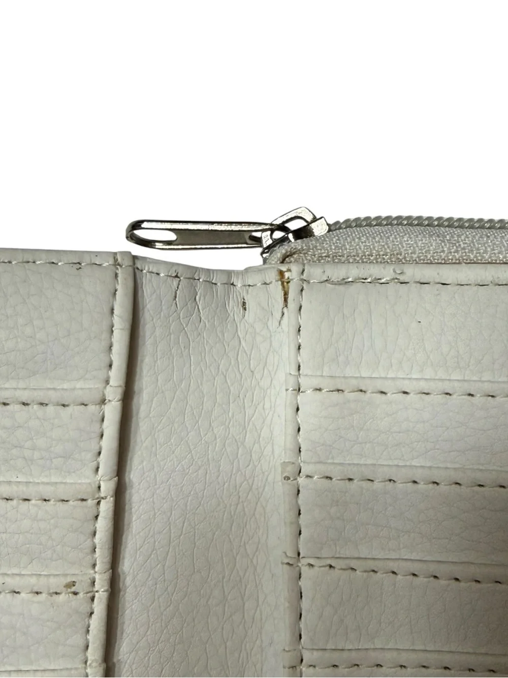 COACH White Pebble Leather Continental Wallet - Signature Plaque